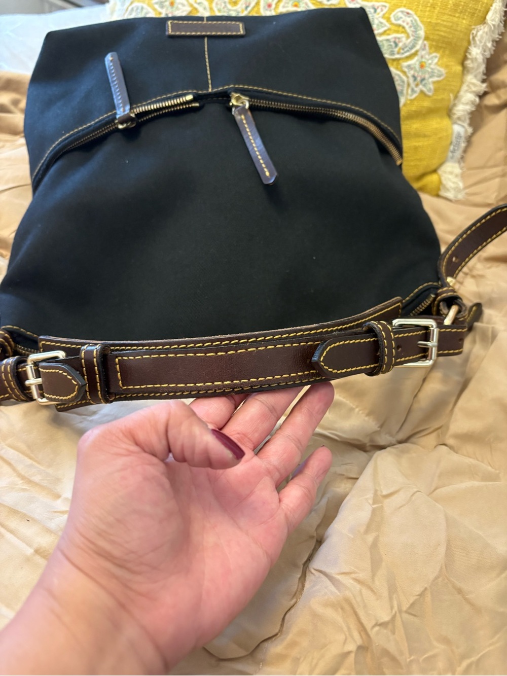 Dooney & Bourke Black Canvas Shoulder Bag with Brown Leather Trim - Picture 2 of 7